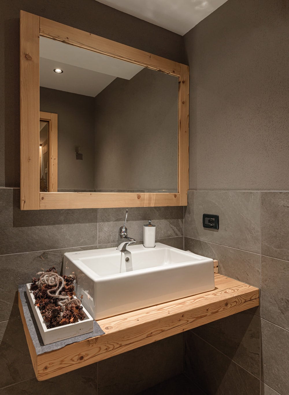 Ladinarredi_Hotel-Gran-Baita_focus04