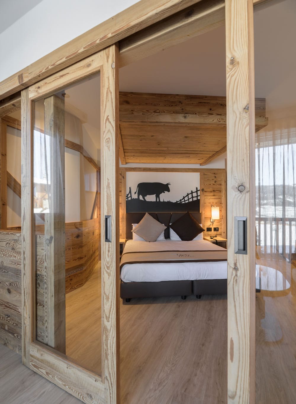 Ladinarredi_Lady-Maria_focus