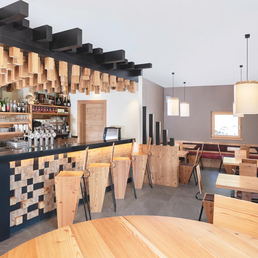 Ladinarredi_PicchioRosso05