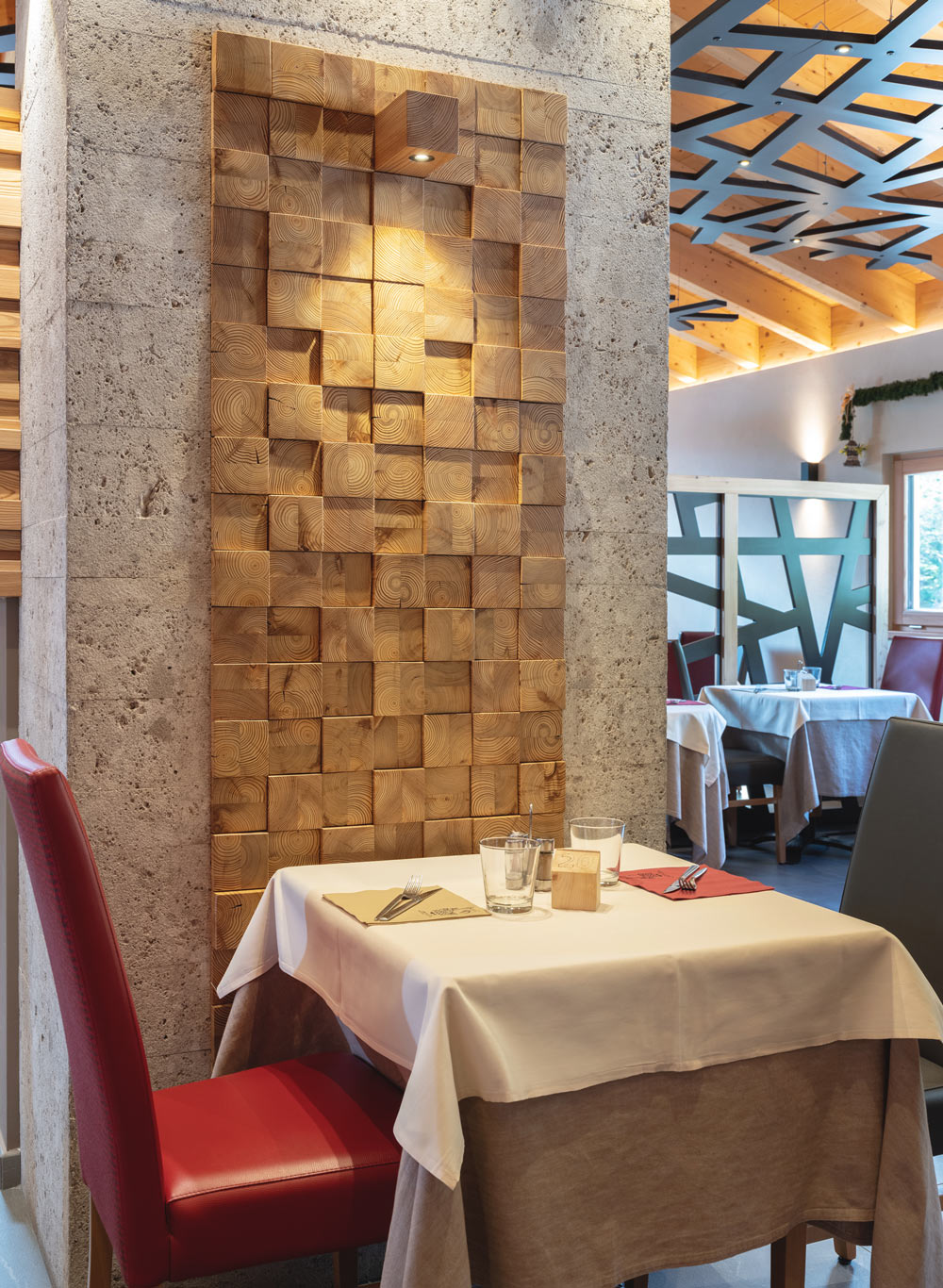 Ladinarredi_PicchioRosso_focus03