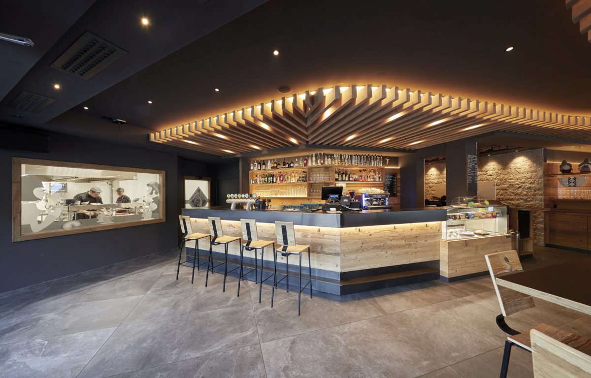 Ladinarredi_geyser02