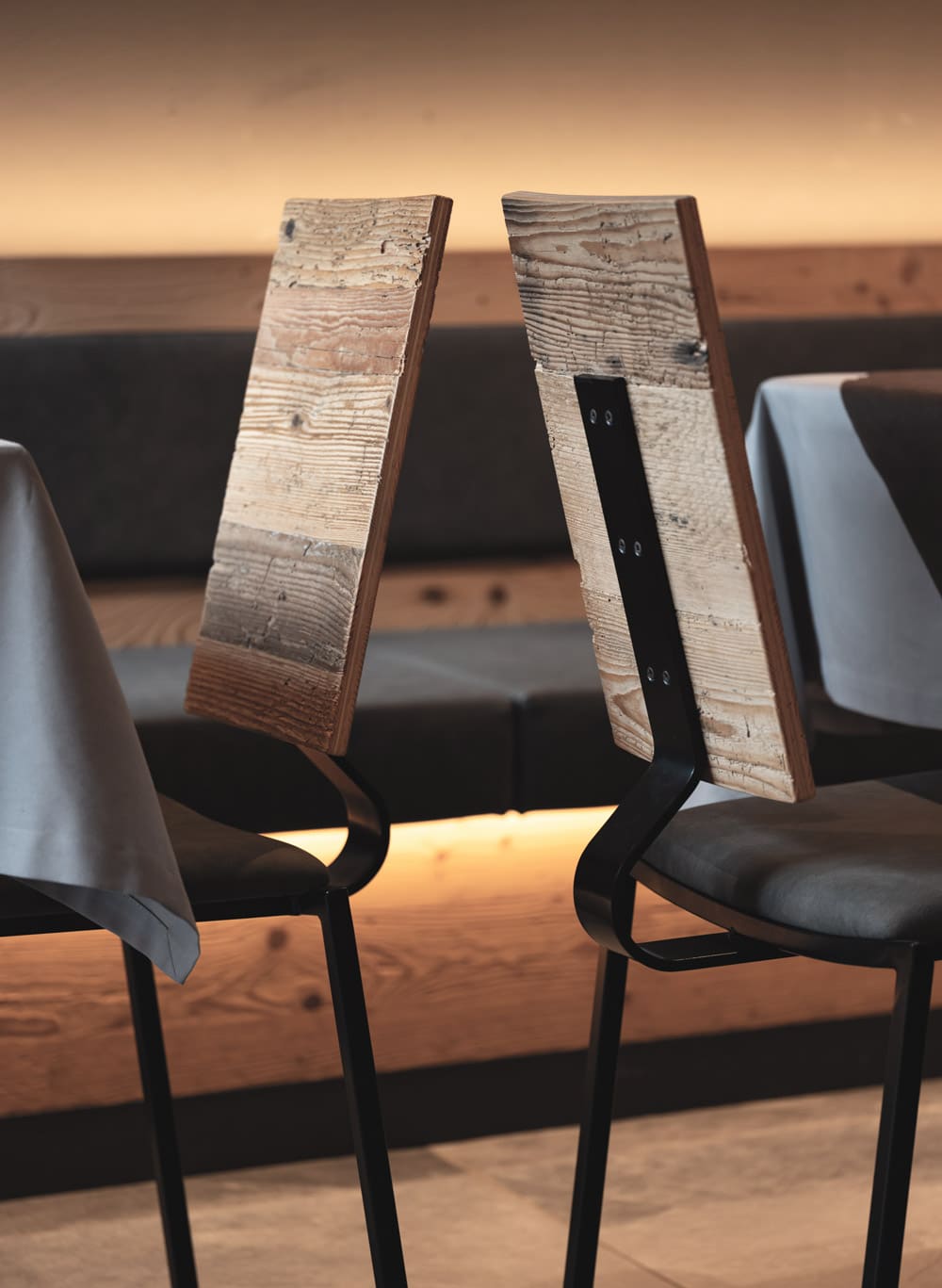 Ladinarredi_geyser_focus