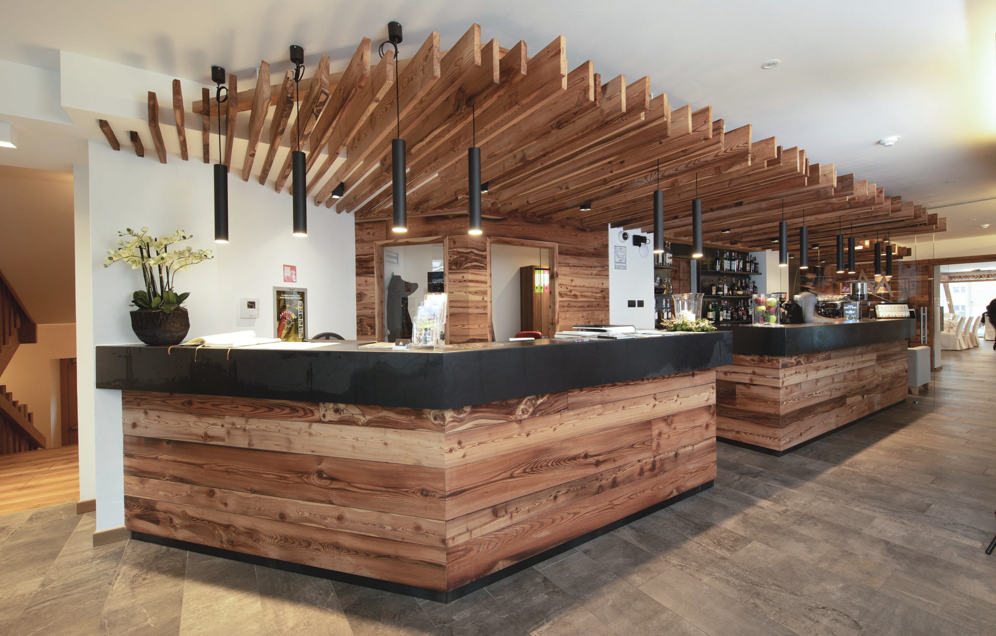 Ladinarredi_realizzazione_evidenza